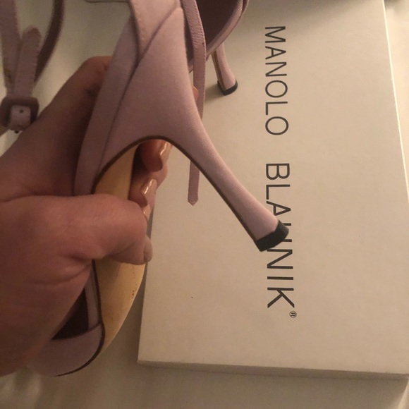 Manolo Blahnik purple satin heels - Picture 5 of 5